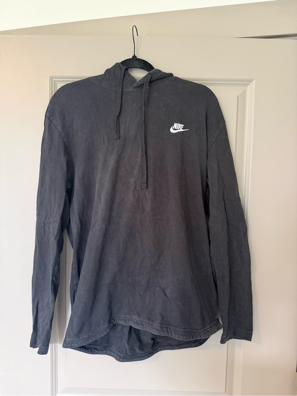 Black Nike long sleeve thin hoodie